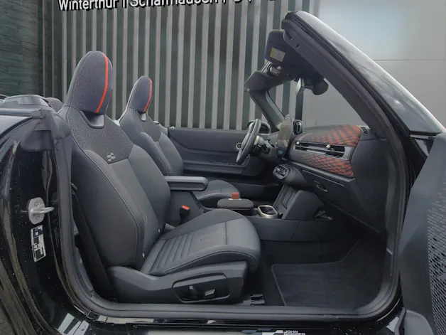 MINI Cabrio F67 2.0i John Cooper Works Paket XL