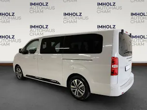 Peugeot Traveller Long 2.2 BlueHDi 180