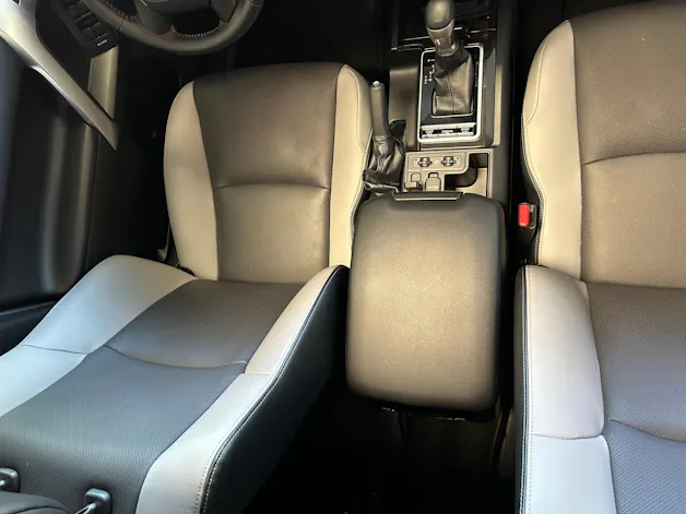 Toyota Land Cruiser 2.8 D 204 Invincible