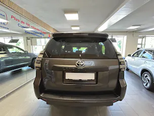 Toyota Land Cruiser 2.8 D 204 Invincible