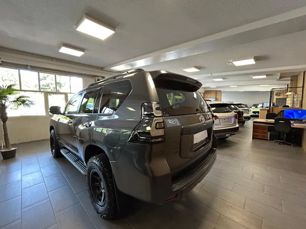 Toyota Land Cruiser 2.8 D 204 Invincible