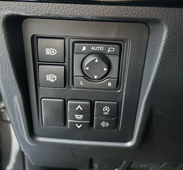 Toyota Land Cruiser 2.8 D 204 Invincible