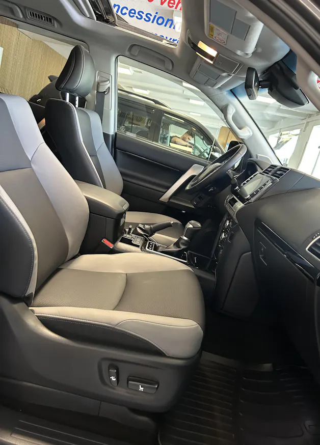 Toyota Land Cruiser 2.8 D 204 Invincible