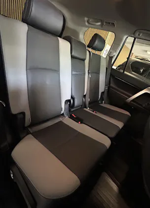 Toyota Land Cruiser 2.8 D 204 Invincible