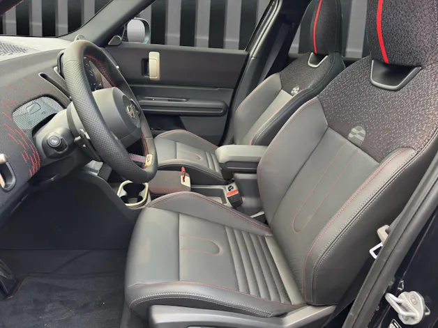 MINI Countryman U25 2.0i John Cooper Works ALL4 Paket XL