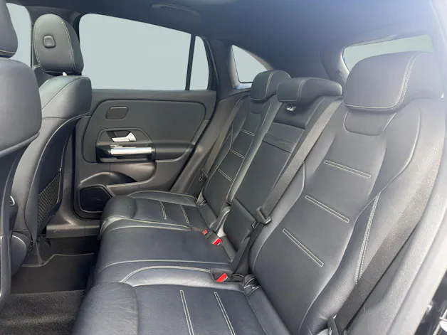 Mercedes-Benz GLA 250 Progressive 4matic