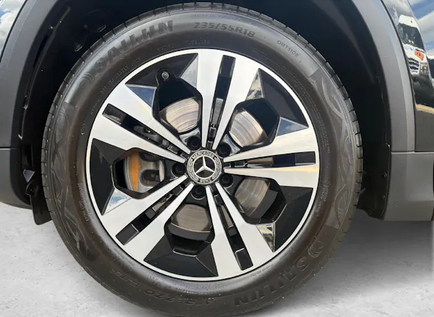 Mercedes-Benz GLA 250 Progressive 4matic