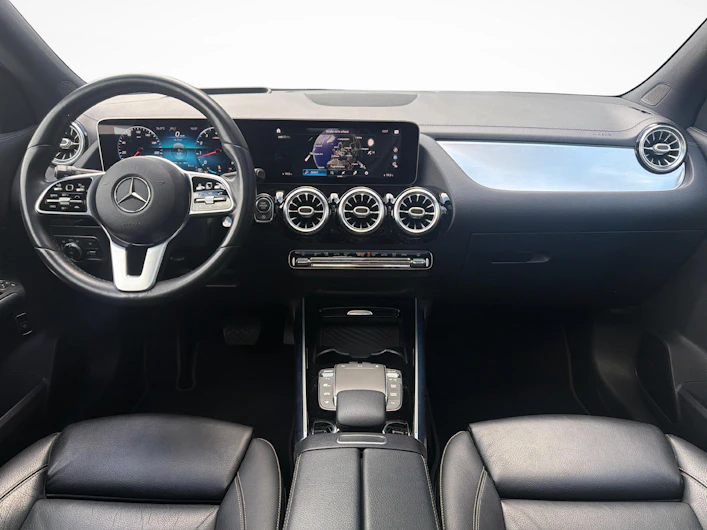 Fahrzeugbild MERCEDES-BENZ GLA 250