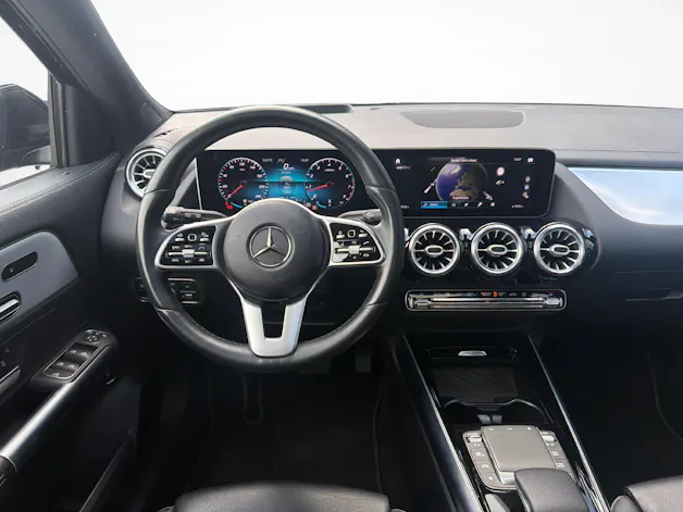 Mercedes-Benz GLA 250 Progressive 4matic