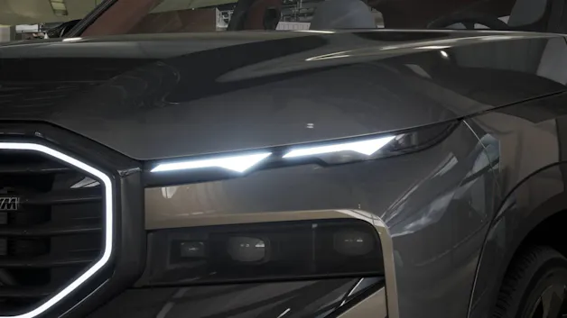 BMW XM 50e Plug-in Hybrid