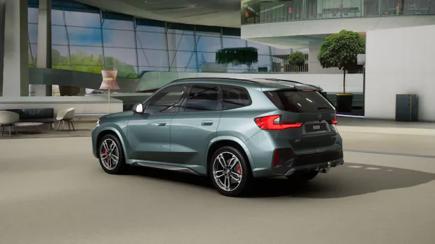 BMW X1 23i xDrive paddles