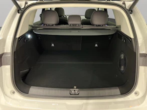 https://vehicle.imgix.net/4403089/f844830d-04d6-45be-97d9-fb65289dd602.jpg