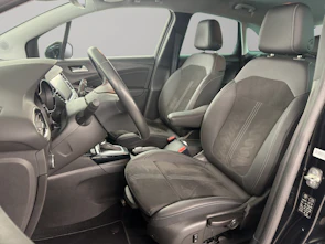Fahrzeugbild OPEL Crossland 1.2 T 130 Elegance Blitz