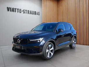 Volvo XC40 2.0 B3 MH Plus Dark