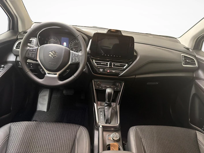 image du véhicule SUZUKI S-CROSS