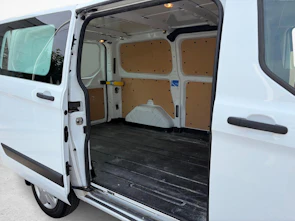 Fahrzeugbild FORD Transit C Van 300 L1 2.0 TDCi 130 Trend