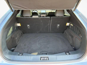 https://vehicle.imgix.net/4403146/6aec5d10-917d-4e59-9de6-388c3b4d22d2.jpg