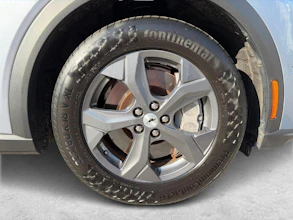 https://vehicle.imgix.net/4403146/c5c2ab7e-4e9f-4a04-ab3f-a8749c48b065.jpg