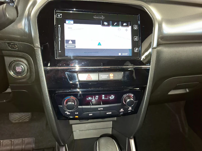 Fahrzeugbild SUZUKI VITARA