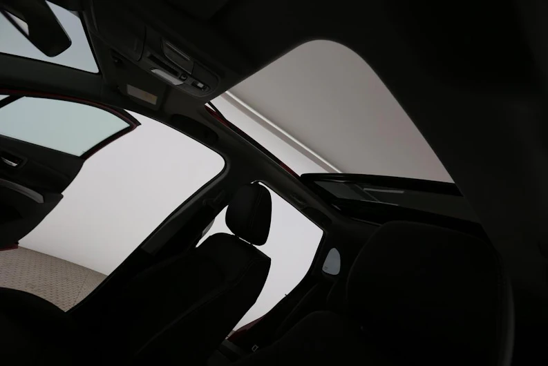 image du véhicule SUZUKI S-CROSS