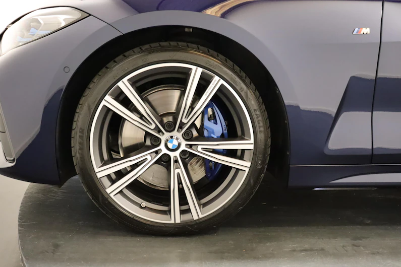 Fahrzeugbild BMW 4 SERIES