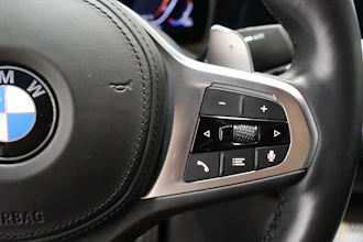 https://vehicle.imgix.net/4403227/bf7c1592-2fad-4931-b815-84abba3a4fba.JPG