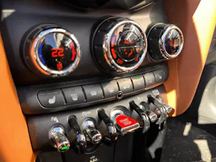 Mini Cabrio F57 2.0i John Cooper Works SAG