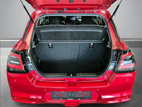 https://vehicle.imgix.net/4403251/0bd809ec-52a6-4d5a-80d8-1185a0f7c818.jpg