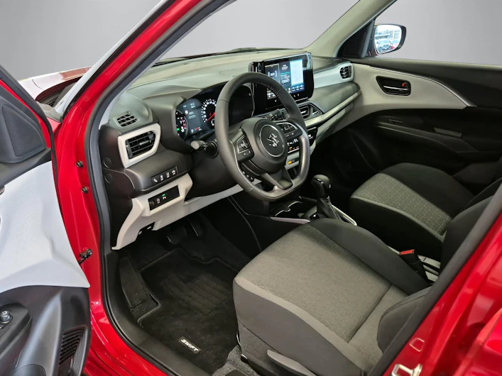 Fahrzeugbild SUZUKI SWIFT