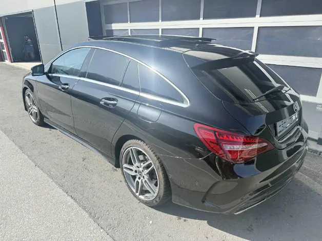 Mercedes-Benz CLA 220 AMG Line 4m Shooting Brake
