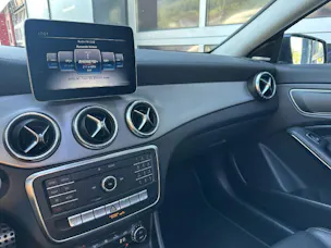 MERCEDES-BENZ CLA 220 AMG Line 4m Shooting Brake