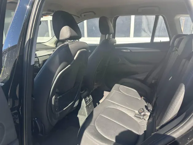BMW X1 20i xDrive CH