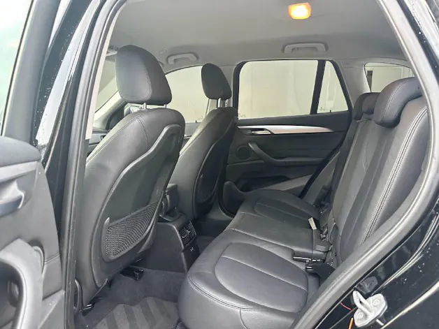 BMW X1 20i xDrive CH