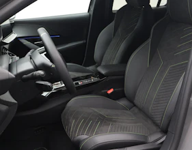 https://vehicle.imgix.net/4403266/cd00e307-590e-4895-9535-697cc336e211.JPG