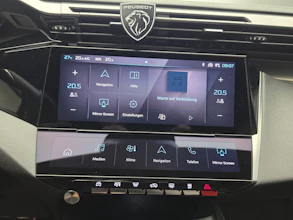 https://vehicle.imgix.net/4403277/cf86b702-0b2f-4df8-a085-abf6092fa8a0.jpg