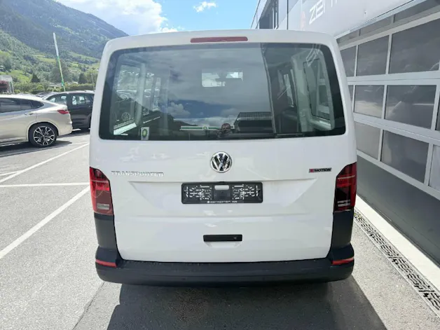 VW T6.1 combi 3000 2.0 TDI 150 DSG 4motion