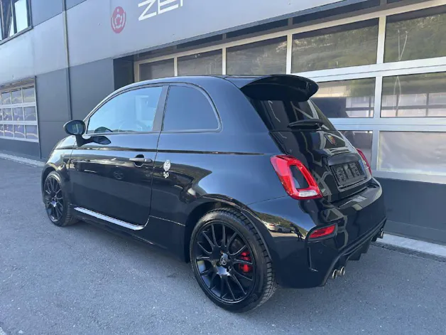 Fiat 595 Abarth 1.4 T-Jet 180 70 Anniversario