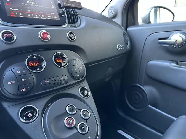 Fiat 595 Abarth 1.4 T-Jet 180 70 Anniversario