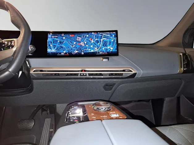 BMW iX xDrive50