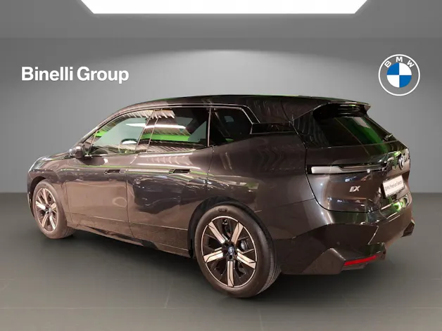 BMW iX xDrive50