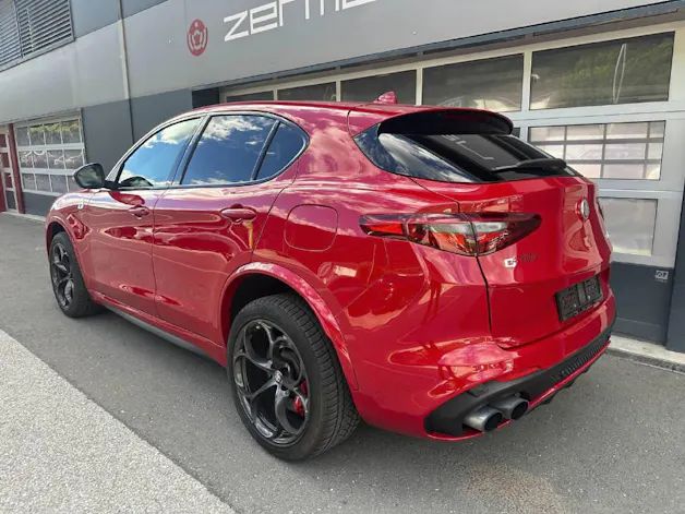 Alfa Romeo Stelvio 2.9 V6 Biturbo Q4 Quadrifoglio - CH