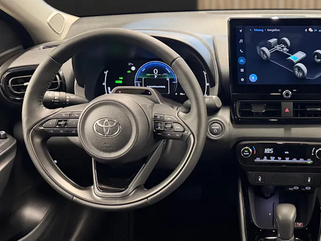 Toyota Yaris 1.5 VVT-i HSD Trend