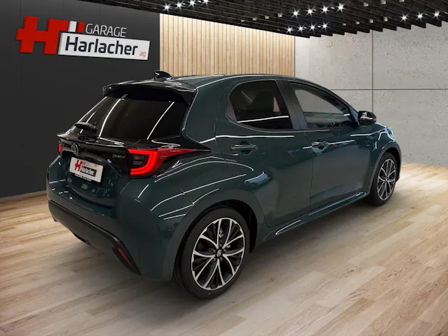 Toyota Yaris 1.5 VVT-i HSD Trend