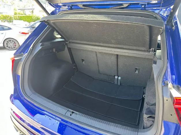 VW Tiguan 2.0 TSI R-Line DSG - CH