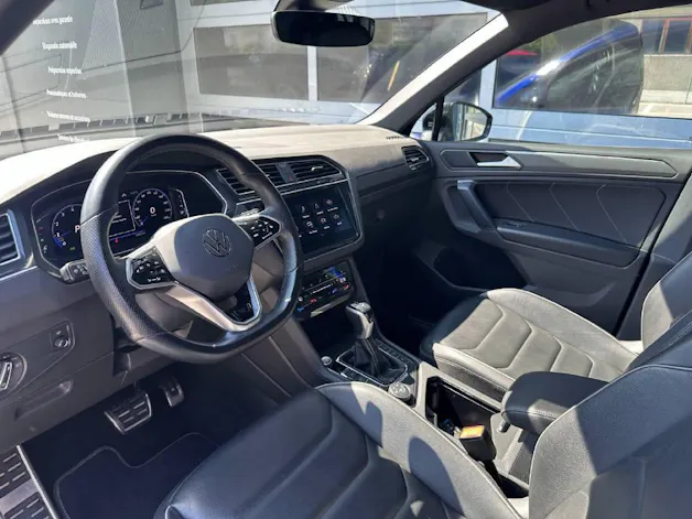 VW Tiguan 2.0 TSI R-Line DSG - CH
