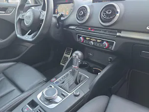 AUDI S3 Sportback 2.0 T FSI quattro S-Tronic (CH)