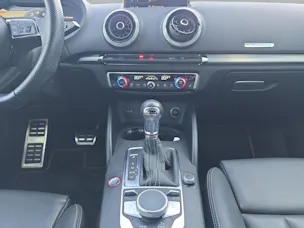 AUDI S3 Sportback 2.0 T FSI quattro S-Tronic (CH)