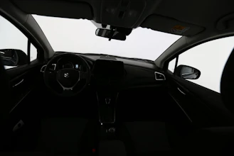 https://vehicle.imgix.net/4403385/98b5d9fc-061d-4517-9018-c8e291eba9a9.jpg