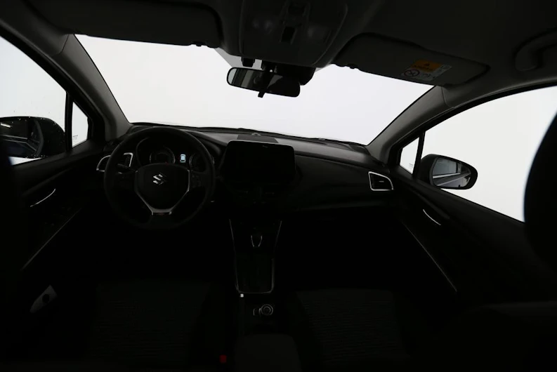 image du véhicule SUZUKI S-CROSS