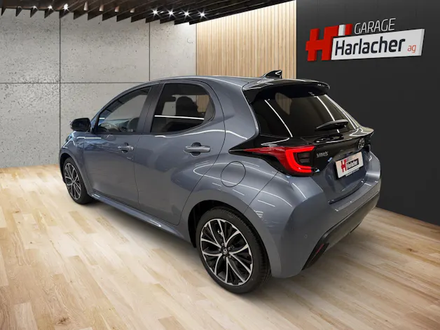 Toyota Yaris 1.5 VVT-i HSD Trend